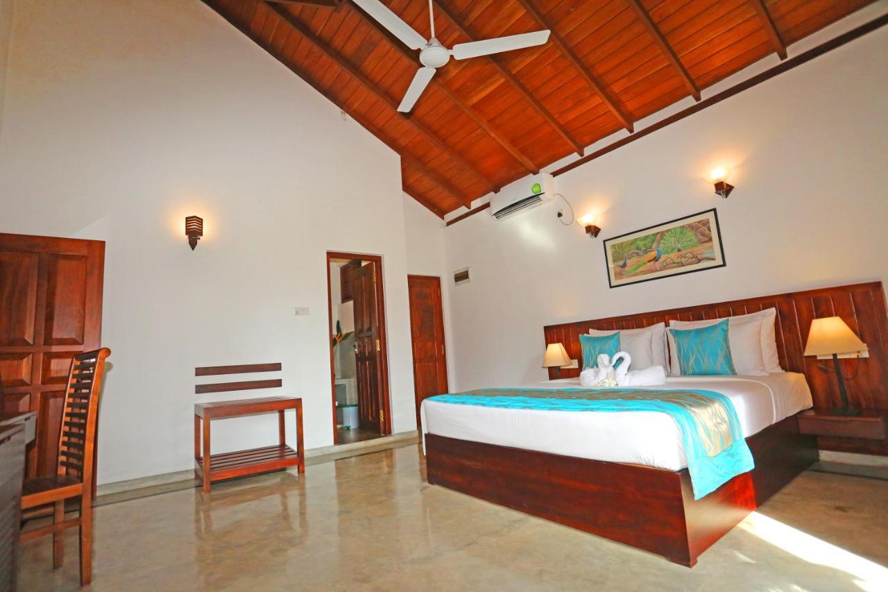 Villa Peacock Walahanduwa Екстер'єр фото